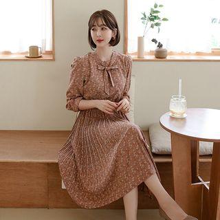 Tie-neck Pleated Midi Floral Dress With Belt