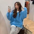 V-neck Sweater / Long-sleeve T-shirt