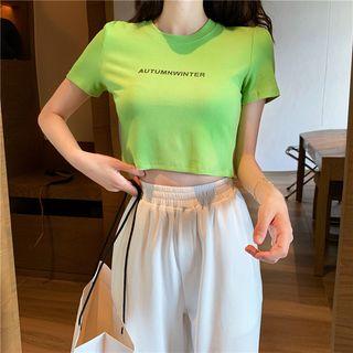 Short-sleeve Lettering Cropped Top / Distressed Pants