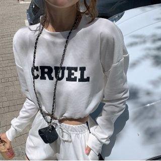 Long-sleeve Lettering T-shirt / High-waist Shorts