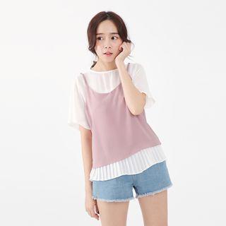 Set: T-shirt + Camisole