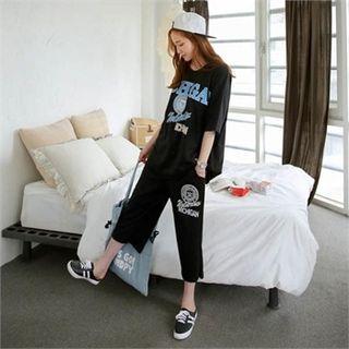 Set: Lettering T-shirt + Cropped Sweat Pants