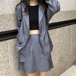 Lapel Blazer / A-line Skirt