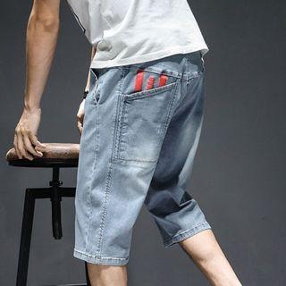 Washed Capri Lettering Jeans