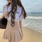 Short-sleeve Cropped Shirt / Pleated Skirt / Tie / Set