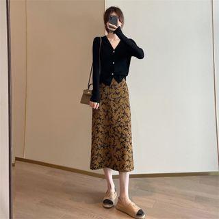 Long-sleeve V-neck Top / Floral Print Midi A-line Skirt / Set