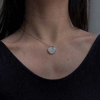 Shell Disc Pendant Necklace As Shown In Figure - One Size