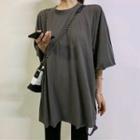 Short-sleeve T-shirt / Boot Cut Pants