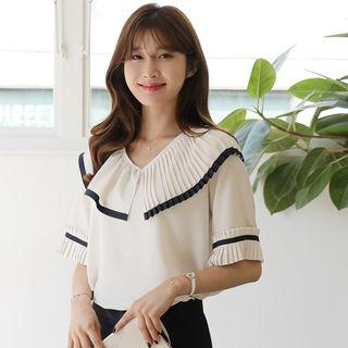Pleated-collar Contrast-trim Top