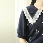 Flower-embroidery Laced Blouse