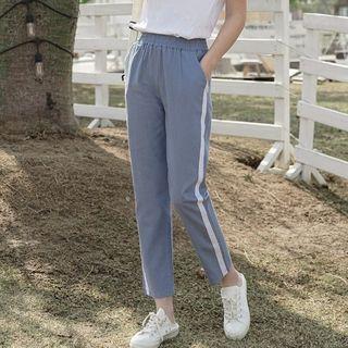Short-sleeve Printed T-shirt / Striped Cropped Harem Pants / Set