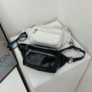 Zipped Chain Crossbody Bag