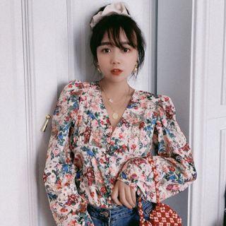 Puff Sleeve Floral Print V-neck Shirt