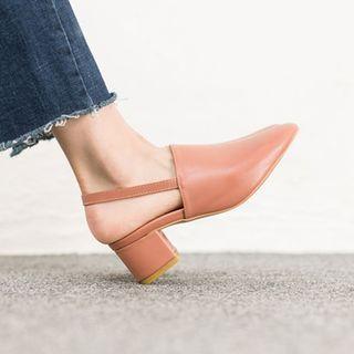 Pointy-toe Sling-back Kitten-heel Sandals