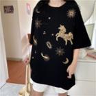 Elbow-sleeve Graphic Embroidered T-shirt