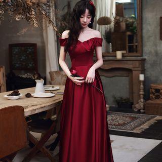 Off-shoulder Plain A-line Evening Gown
