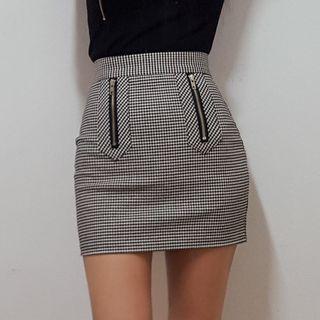 Zipped Plaid Mini Pencil Skirt