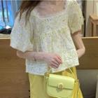Short-sleeve Square-neck Floral Top / Shorts