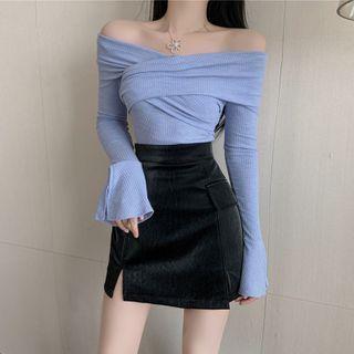 Off-shoulder Bell-sleeve Top / Mini Pencil Skirt
