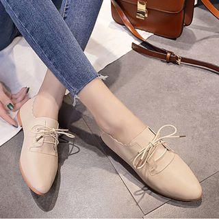Pointy-toe Lace-up Shoes