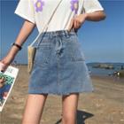 Frayed Fitted Mini Denim Skirt