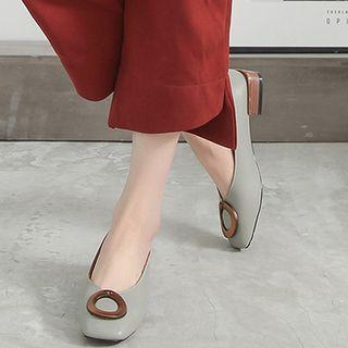 Square-toe Low Heel Pumps