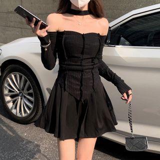 Long Sleeve Off-shoulder Asymmetrical Hem Top / A-line Skirt