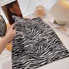 High-waist Zebra Knit Skirt Black - One Size