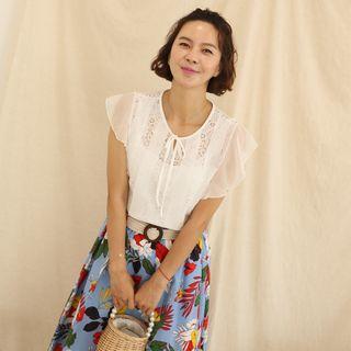 Set: Tie-front Laced Top + Band-waist Floral Print Skirt With Belt