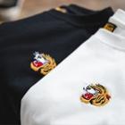 Short-sleeve Tiger Embroidered T-shirt
