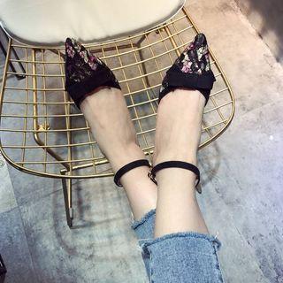 Ankle Strap Pointed Lace Pumps