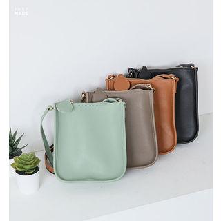 Zipped Square Cross Bag