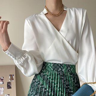 Chain Strap V-neck Blouse
