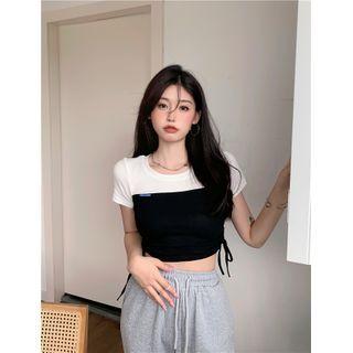 Two-tone Panel Cropped T-shirt