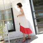 Sleeveless Ruffle-hem Color-block Dress