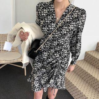 V-neck Ruched Flounced Floral Dress
