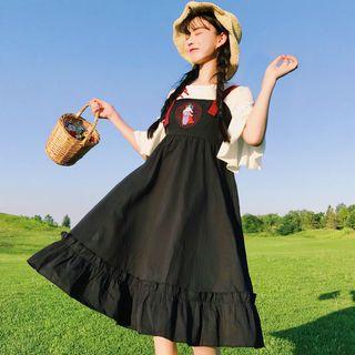 Flutter-sleeve T-shirt / Embroidered Pinafore Dress