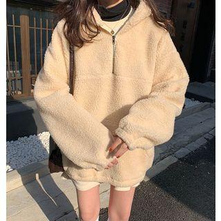 Furry Hoodie / Short-sleeve Printed T-shirt