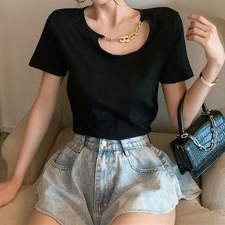 Chain Cutout Cropped T-shirt