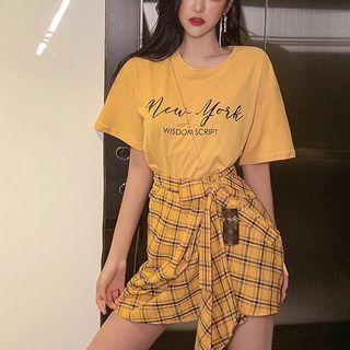 Set: Lettering Short-sleeve T-shirt + Asymmetric Plaid A-line Skirt