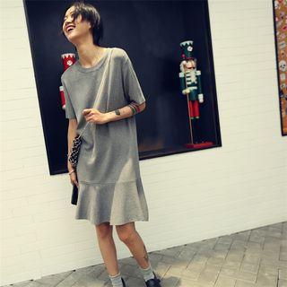 Plain Elbow Sleeve Midi Knit Dress