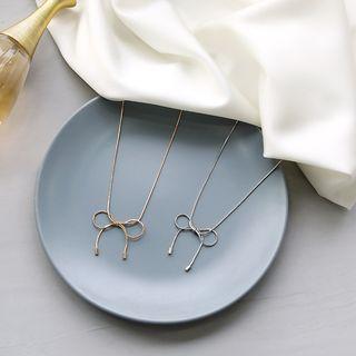 Wirework Bow Choker