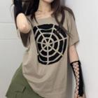 Elbow-sleeve Distressed Spiderweb T-shirt