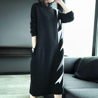 Pattern Mock-neck Sweater Dress
