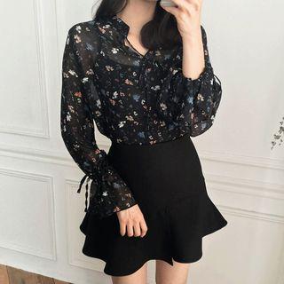 Set: Floral Print Blouse + Cropped Camisole
