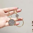 Non-matching Houndstooth Disc Dangle Earring 925silver - One Size