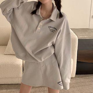 Polo-neck Lettering Sweatshirt / Mini A-line Skirt