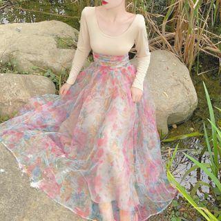 Long-sleeve Floral Print Panel T-shirt / Short-sleeve T-shirt / Floral Print Midi A-line Skirt