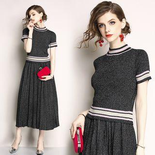 Set: Contrast Trim Short Sleeve Knit Top + Midi Skirt