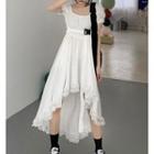 Short-sleeve Lace Trim Dip-back A-line Dress